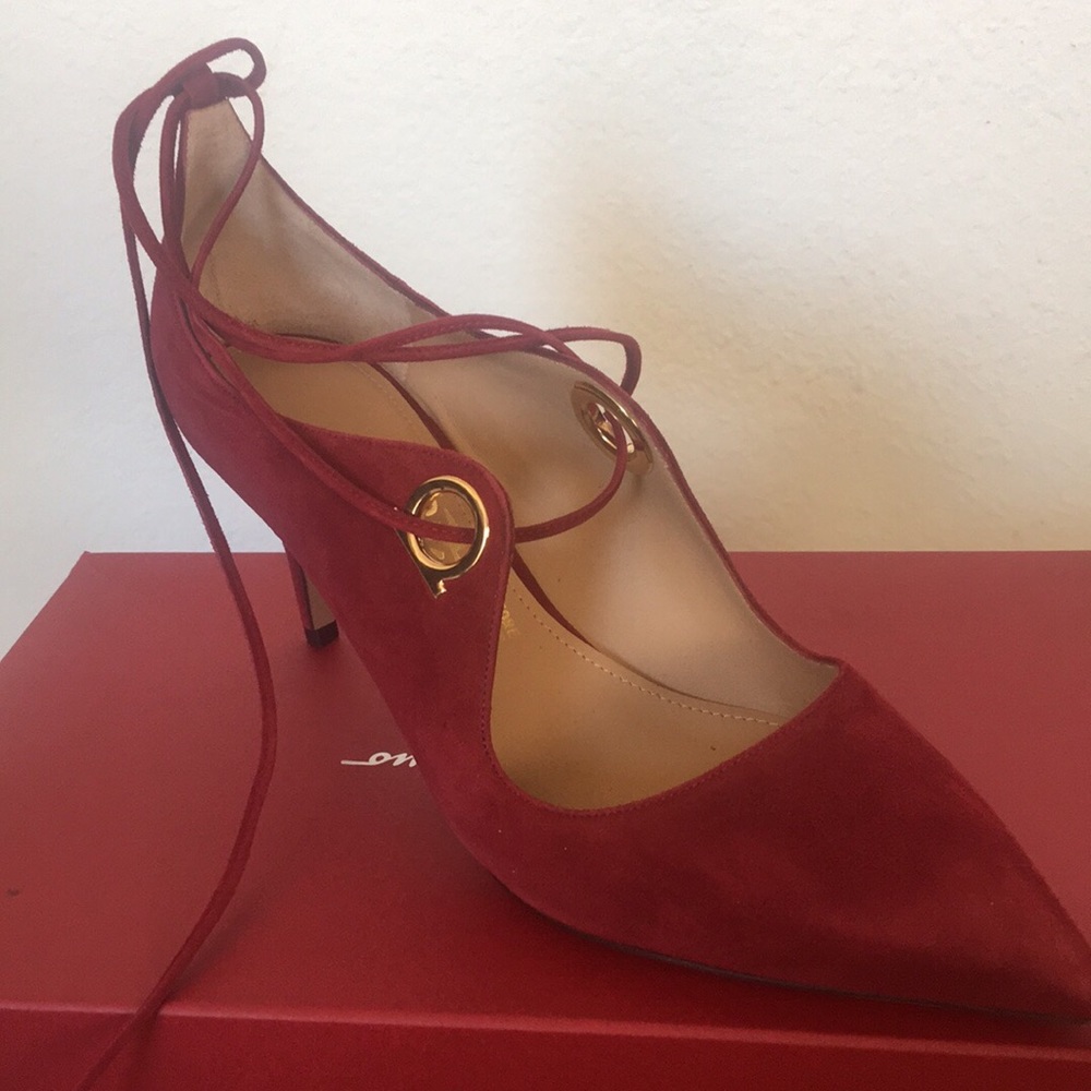 Salvatore Ferragamo Red suede heels sz 7